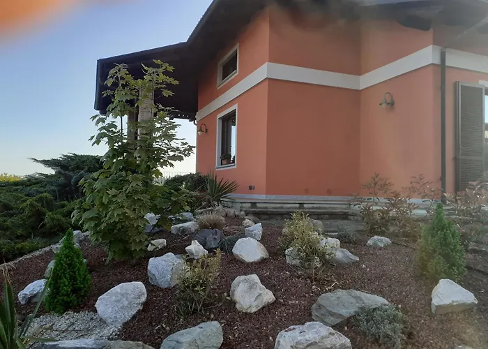 Sofia * Montegrosso dʼAsti