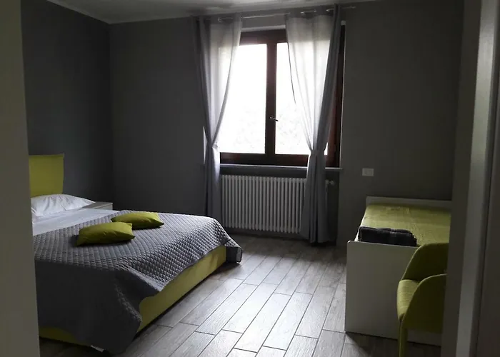 Sofia Hébergement de vacances Montegrosso dʼAsti