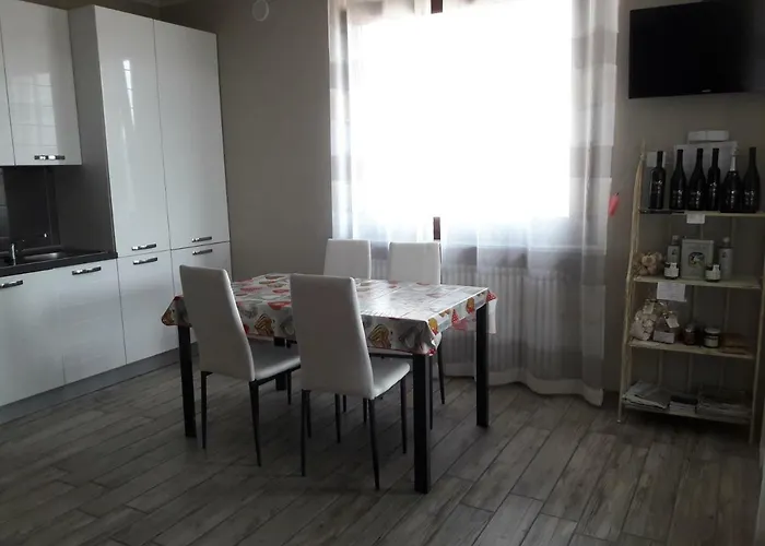 Sofia Casa de Férias Montegrosso dʼAsti